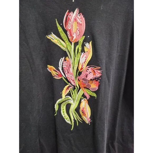 Quaker Factory Womens Wearable Art Top XL Black Floral Embroidery 3/4 Sleeve - Picture 2 of 8